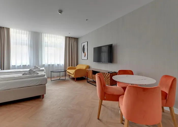 Retro Boutique Apartments By Dom & House